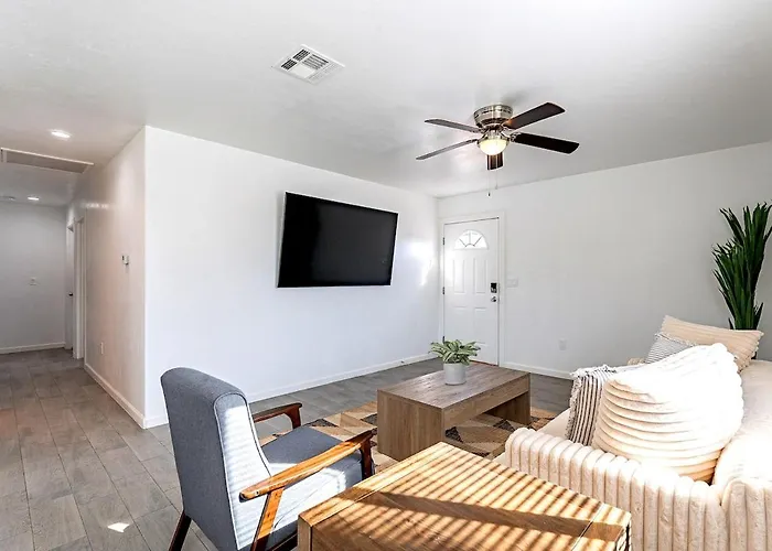 Casa Cielo - Eco-friendly 2bd Near Gem Show & I-10 Tucson