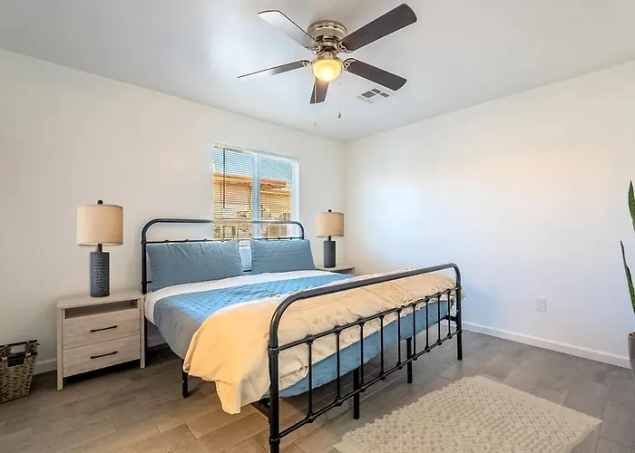 Holiday home Casa Cielo - Eco-friendly 2bd Near Gem Show & I-10 *
