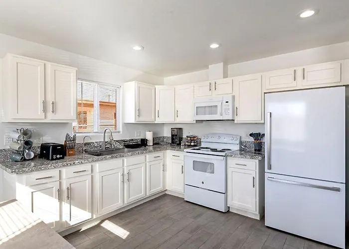 Casa Cielo - Eco-friendly 2bd Near Gem Show & I-10 Tucson