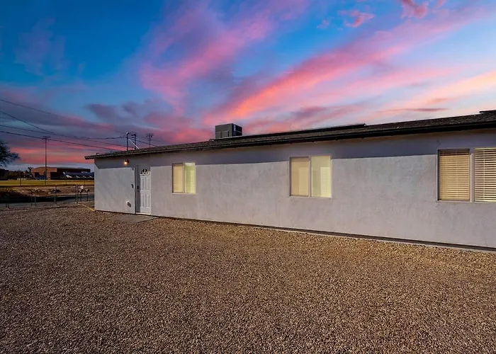 Casa Cielo - Eco-friendly 2bd Near Gem Show & I-10 *